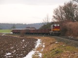 8.1.2011 Mn 83143 u Vysokho Mta motorov lokomotiva 742 336-1