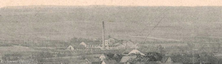 Pohled na cukrovar z východní strany kolem roku 1900. Pohled na cukrovar z východní strany kolem roku 1900.